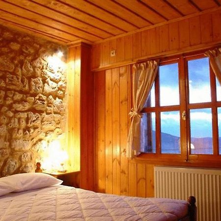Ariadne Guesthouse Arachova Cameră foto